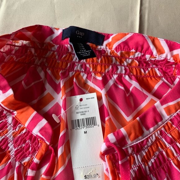 🦋 NWT Gap  Women’s Summer sleeveless blouse, Size M - Picture 7 of 10